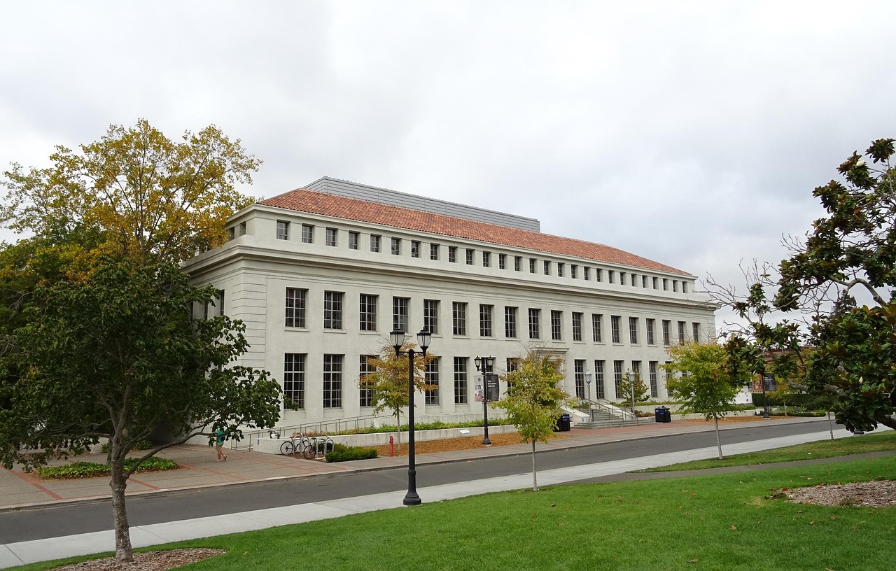 航天哪个大学/航天最好的大学